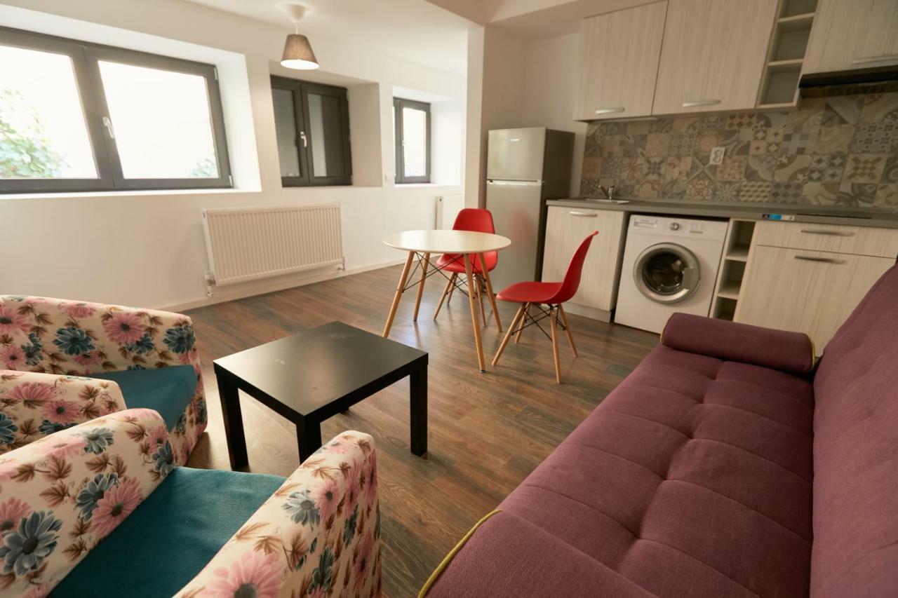 Stanford Apartments Bucureşti Ngoại thất bức ảnh