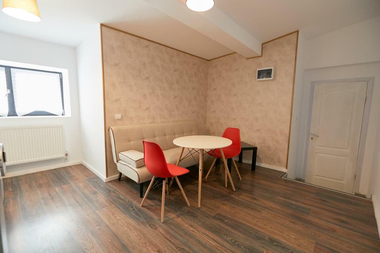 Stanford Apartments Bucureşti Ngoại thất bức ảnh